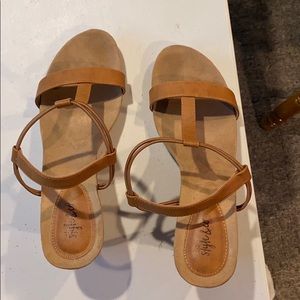 Wedge sandals